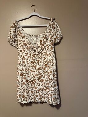 Jessica Simpson White Mini Dress with Brown Floral Print